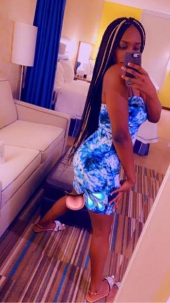 Chanel, 22  female escort, Fort Worth