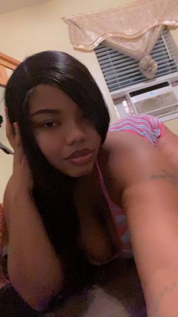 Honey, 25  female escort, Fort Worth