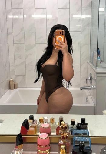 Gabriella, 22  female escort, Fort Worth