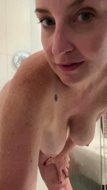 Lil AUNESTI , 28  female escort, Fort Worth