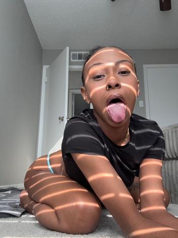 Lola, 21  female escort, Fort Worth