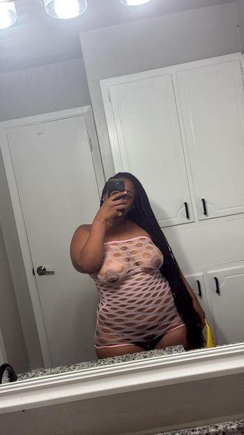 Charm, 21  female escort, Fort Worth